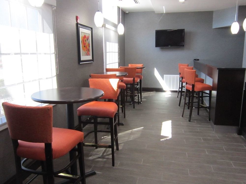 Best Western Plus Coweta'S 1St Hotel Интерьер фото