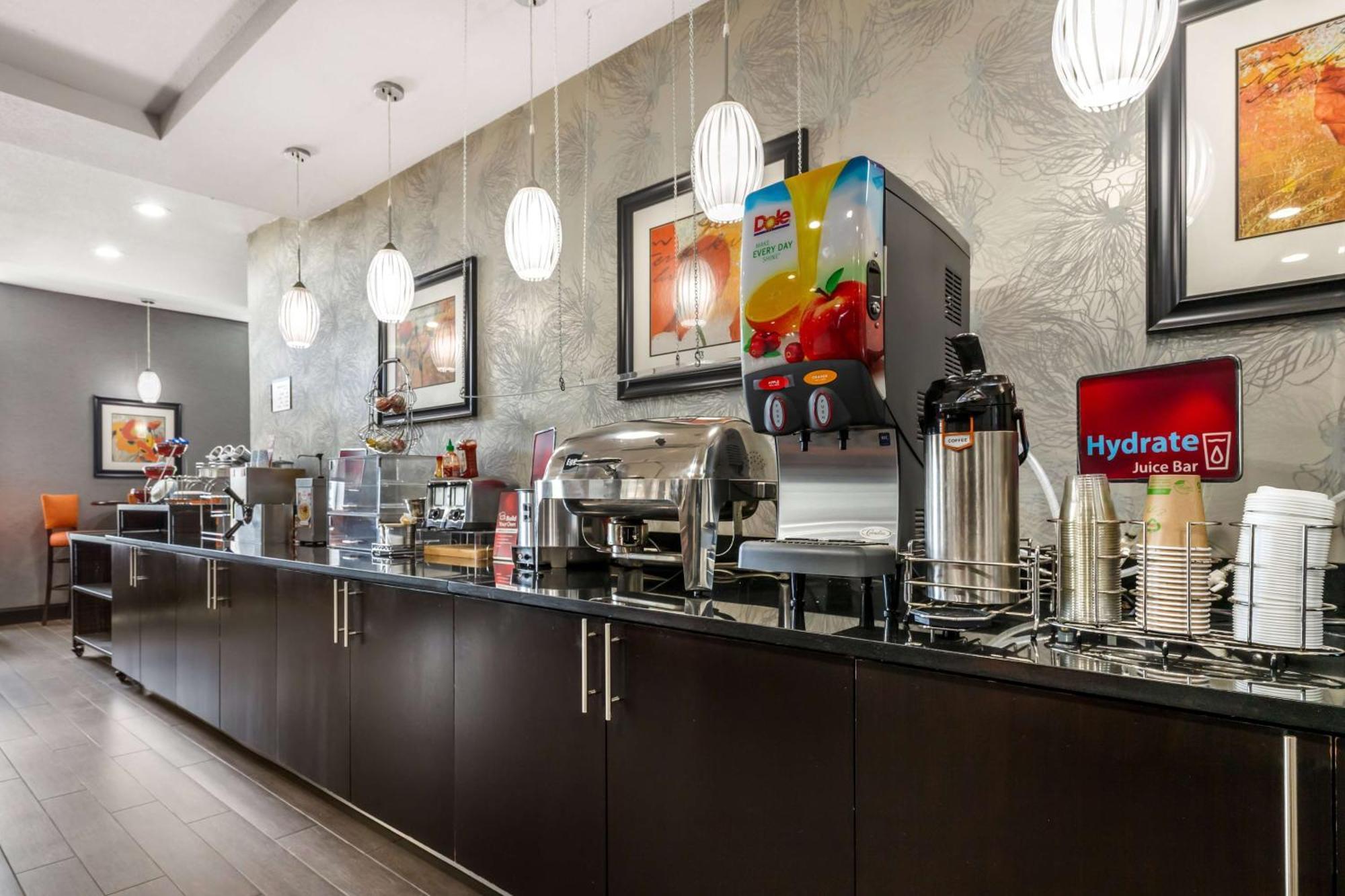 Best Western Plus Coweta'S 1St Hotel Экстерьер фото
