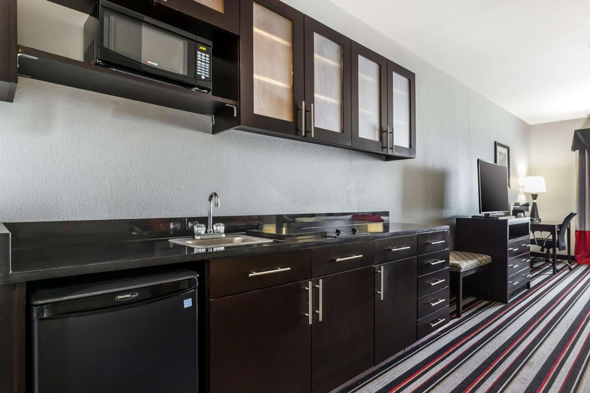 Best Western Plus Coweta'S 1St Hotel Экстерьер фото